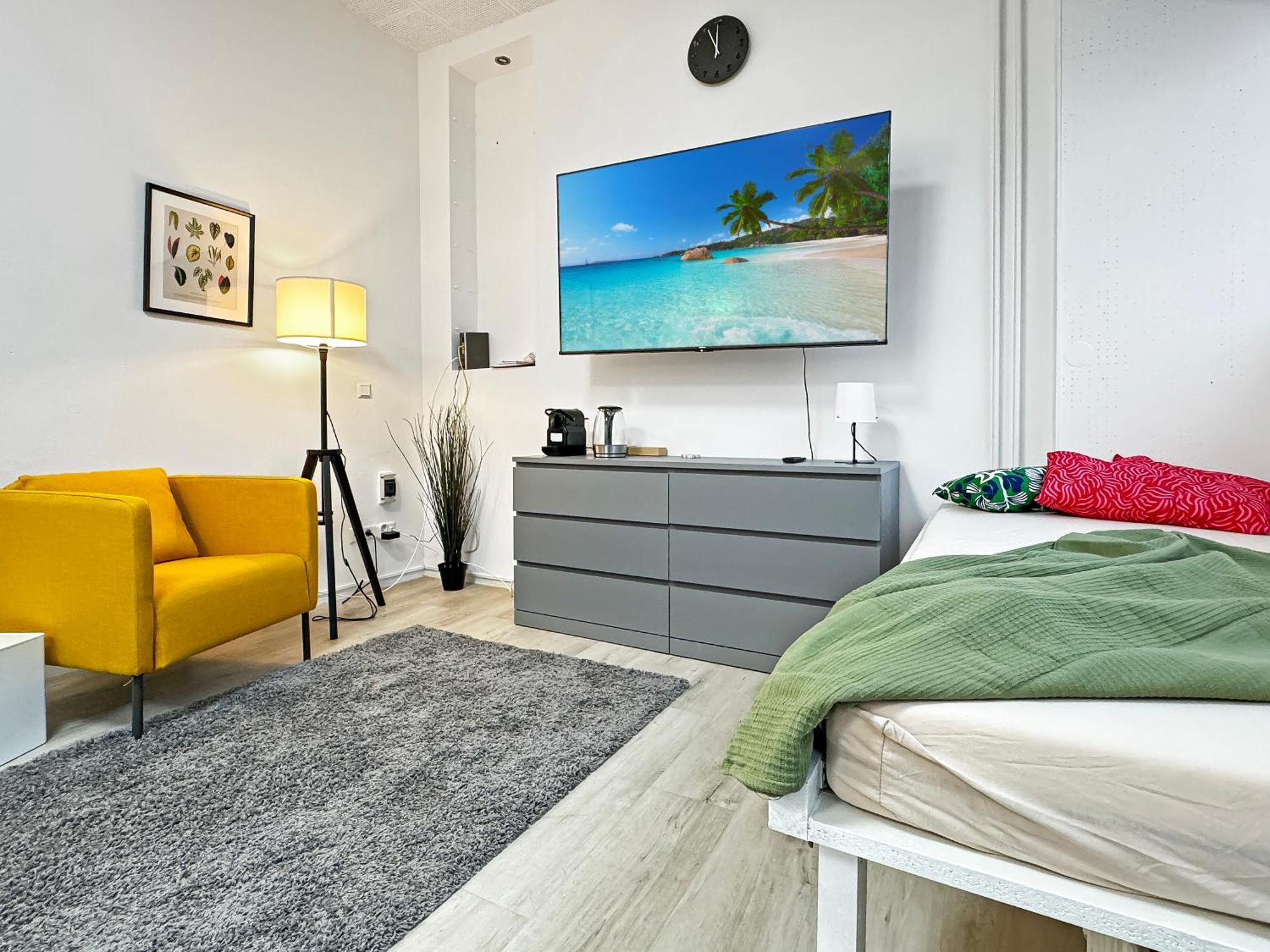 2 Zimmer Apartment Fuer 6 P, 15 Min Zum Flughafen Esslingen am Neckar Zewnętrze zdjęcie