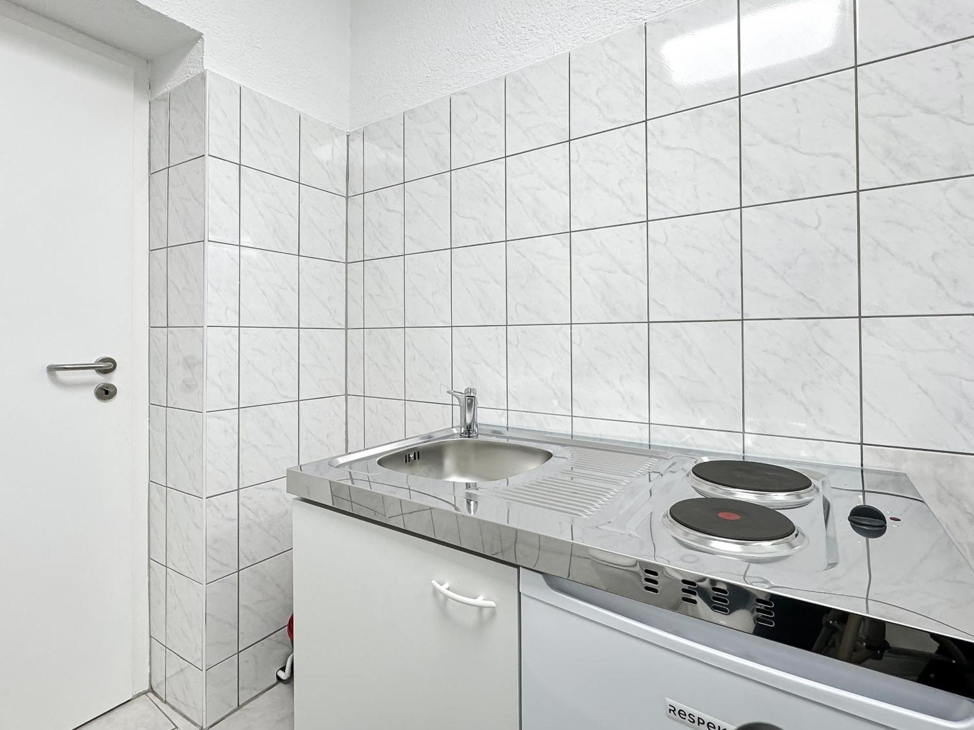 2 Zimmer Apartment Fuer 6 P, 15 Min Zum Flughafen Esslingen am Neckar Zewnętrze zdjęcie