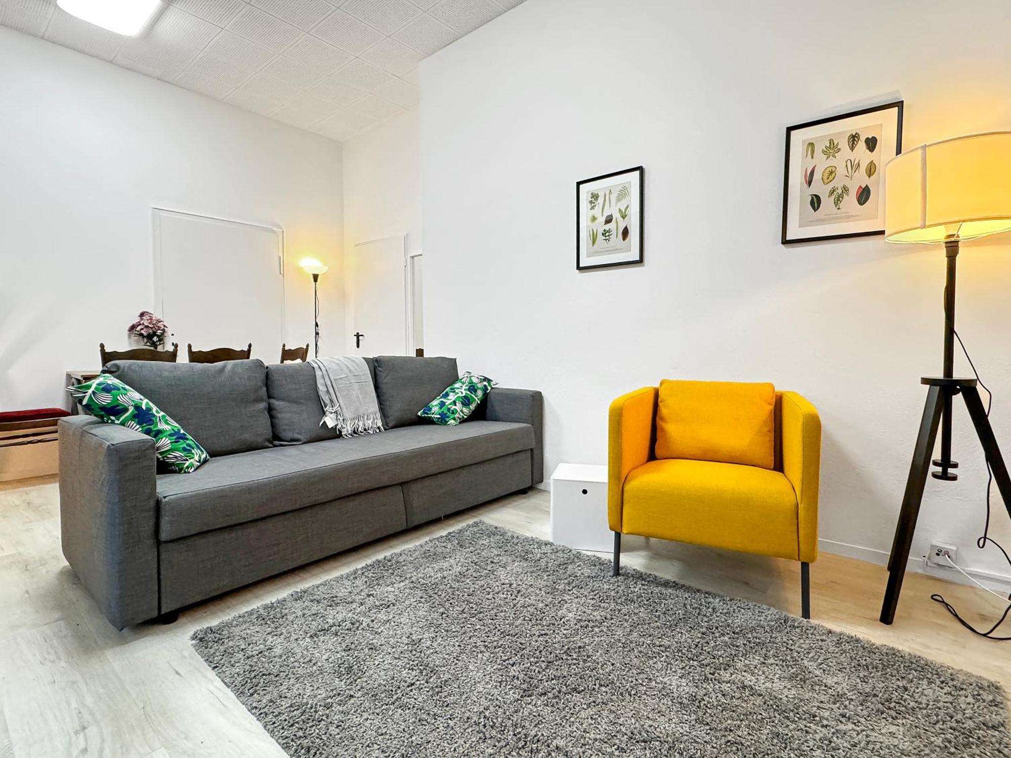 2 Zimmer Apartment Fuer 6 P, 15 Min Zum Flughafen Esslingen am Neckar Zewnętrze zdjęcie
